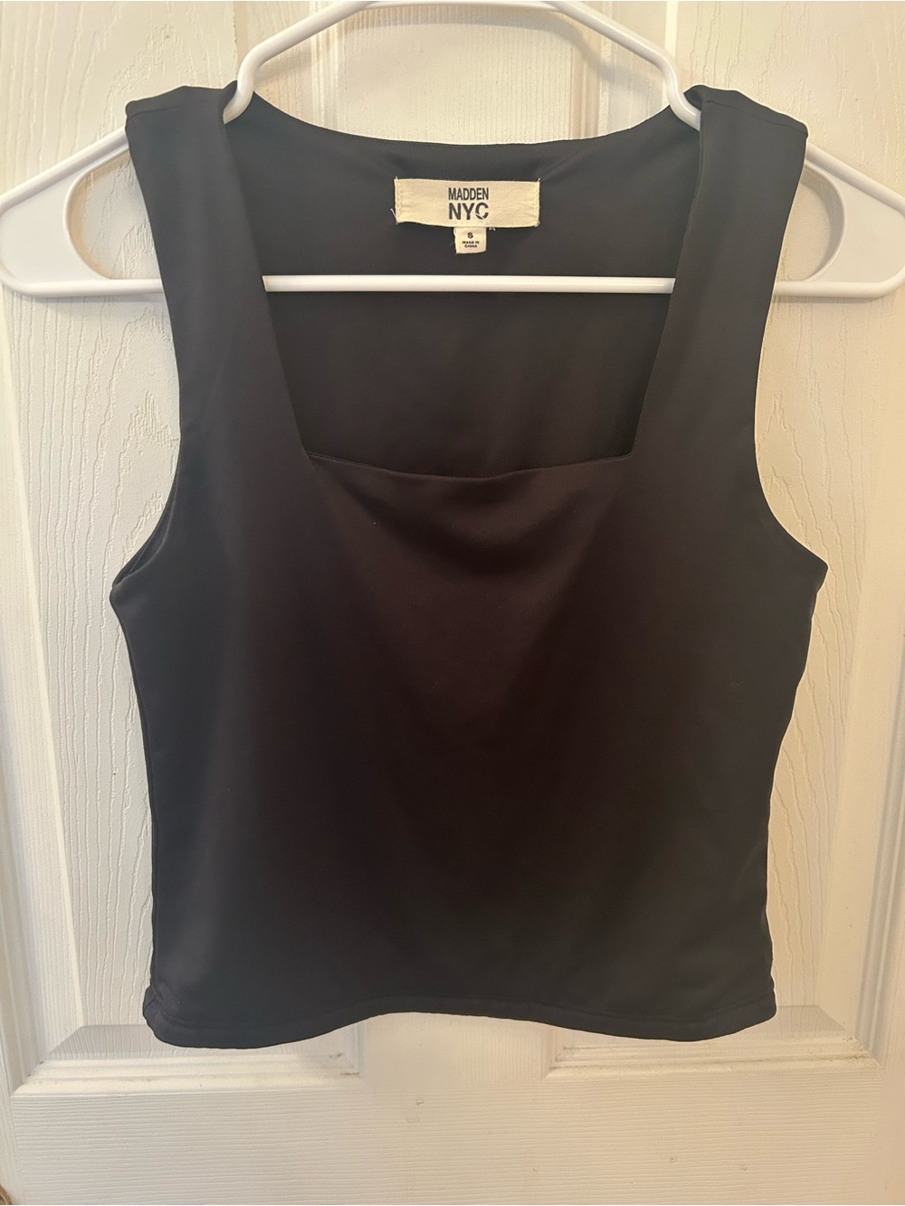 Madden NYC Black Square-Neck Tank Top